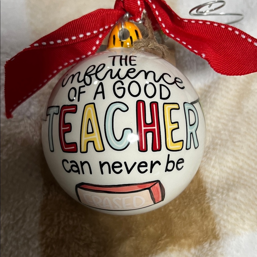 Glory Haus Teacher Ornament - Thumbnail 3